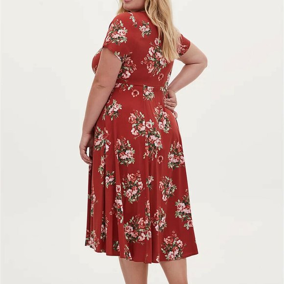 New Torrid Red Terracotta Floral Challis Button Midi Dress - Picture 2 of 4